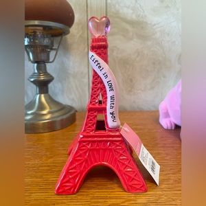 Target Spritz Eiffel Tower Red Valentine’s Day